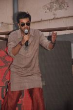 Ranbir Kapoor promote Rockstar in MMK College on 19th Oct 2011 (13).JPG